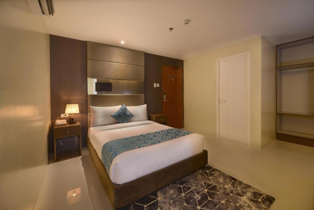 Hotel Estrella Tacloban Esterno foto