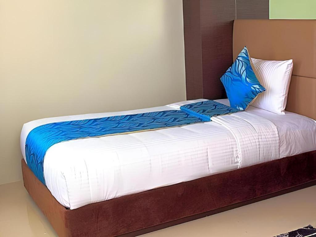 Hotel Estrella Tacloban Esterno foto