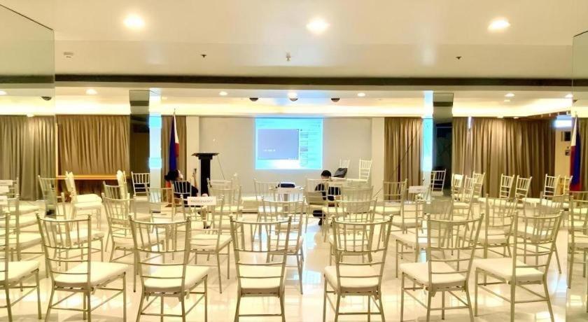 Hotel Estrella Tacloban Esterno foto