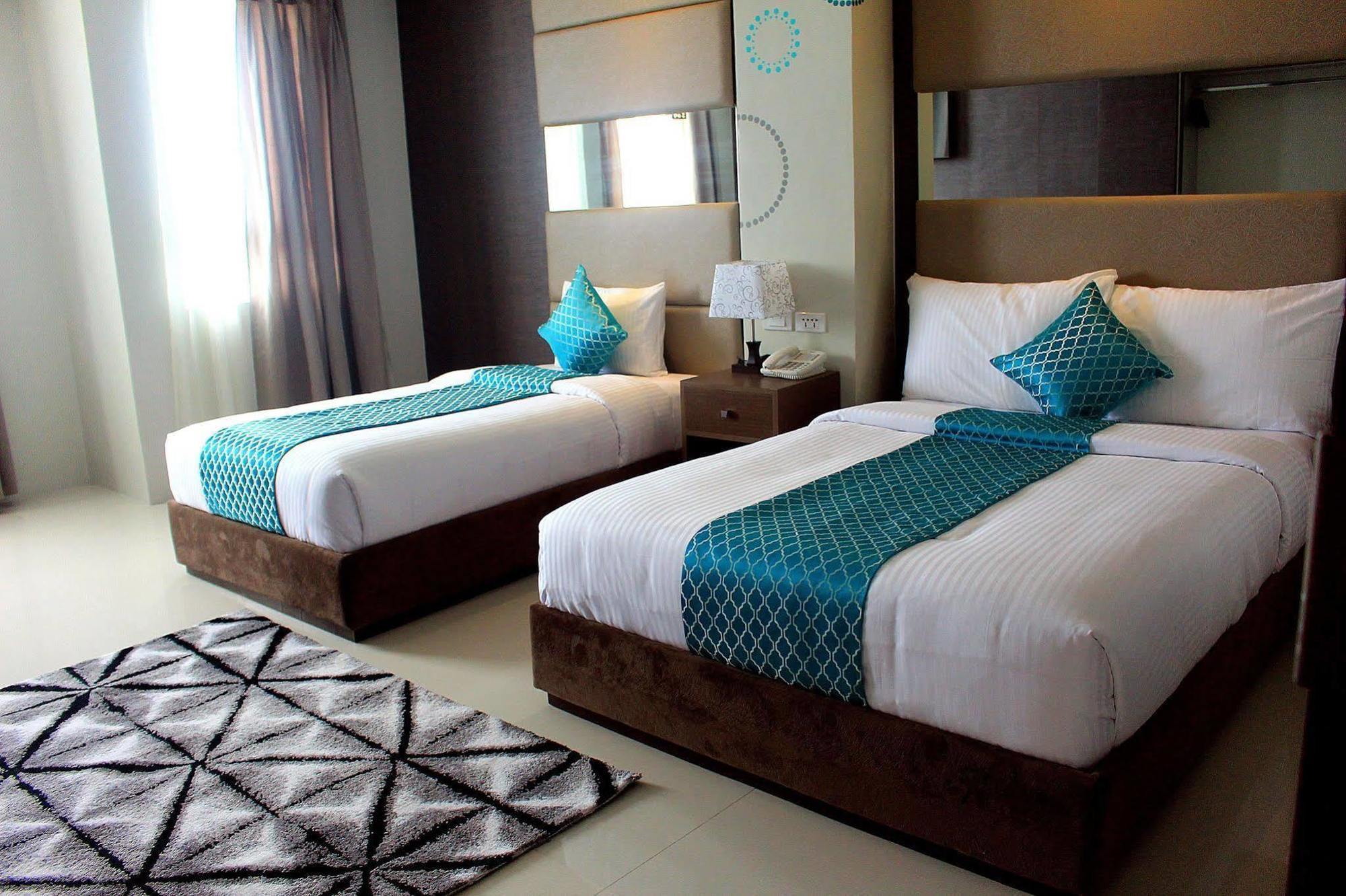 Hotel Estrella Tacloban Esterno foto