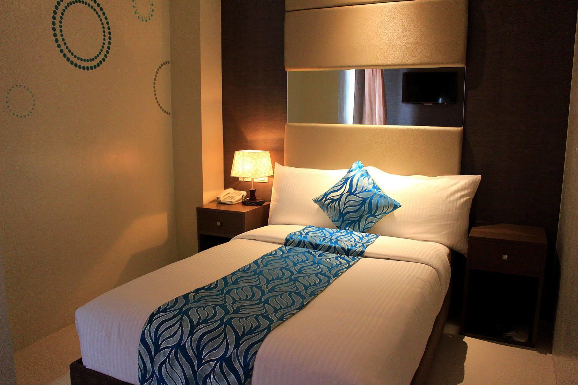 Hotel Estrella Tacloban Esterno foto