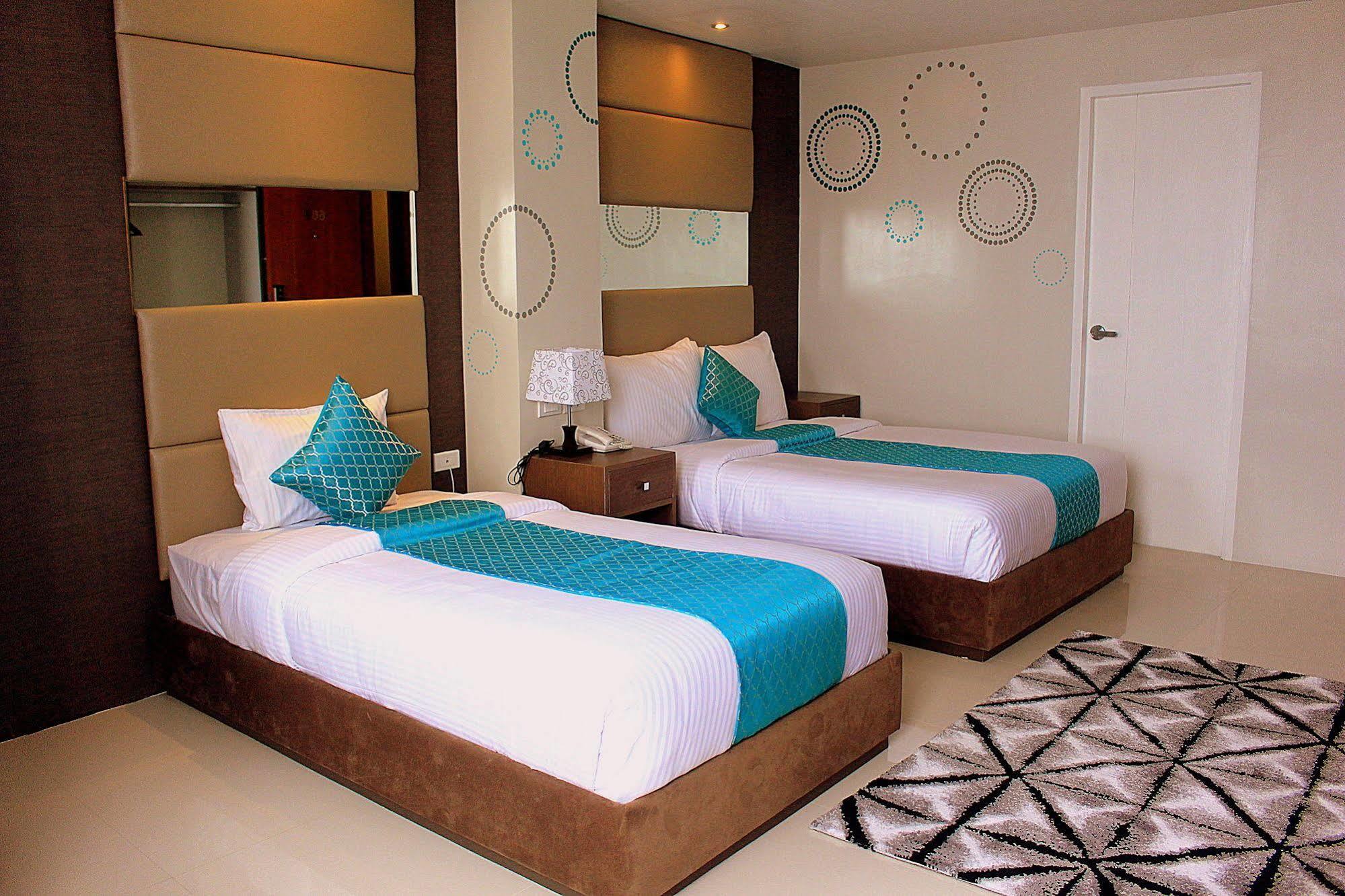 Hotel Estrella Tacloban Esterno foto